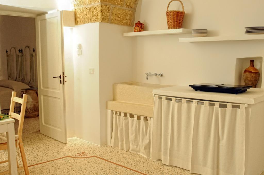 Holiday Home La Corte Dei Pirri Gagliano del Capo Room photo